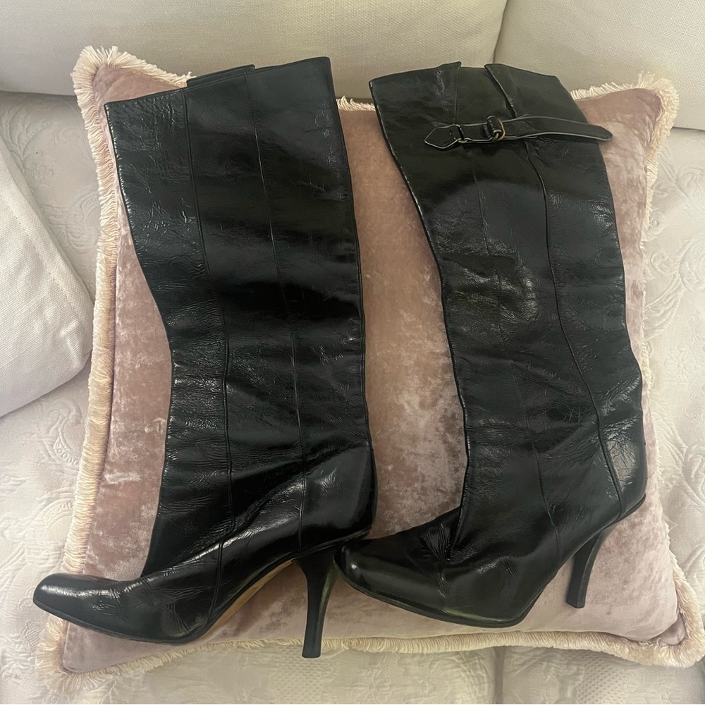 Elegant Black Patent crinkle Leather Knee-High Jimmy Choo Boots